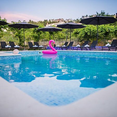 פודסטראנה Lct Blue Lions Apartments מראה חיצוני תמונה