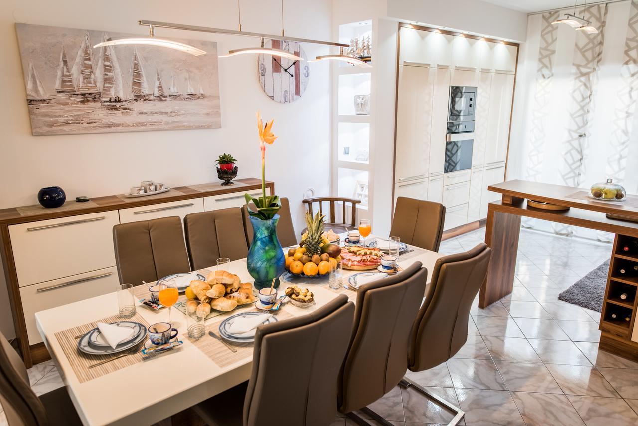 פודסטראנה Lct Blue Lions Apartments מראה חיצוני תמונה