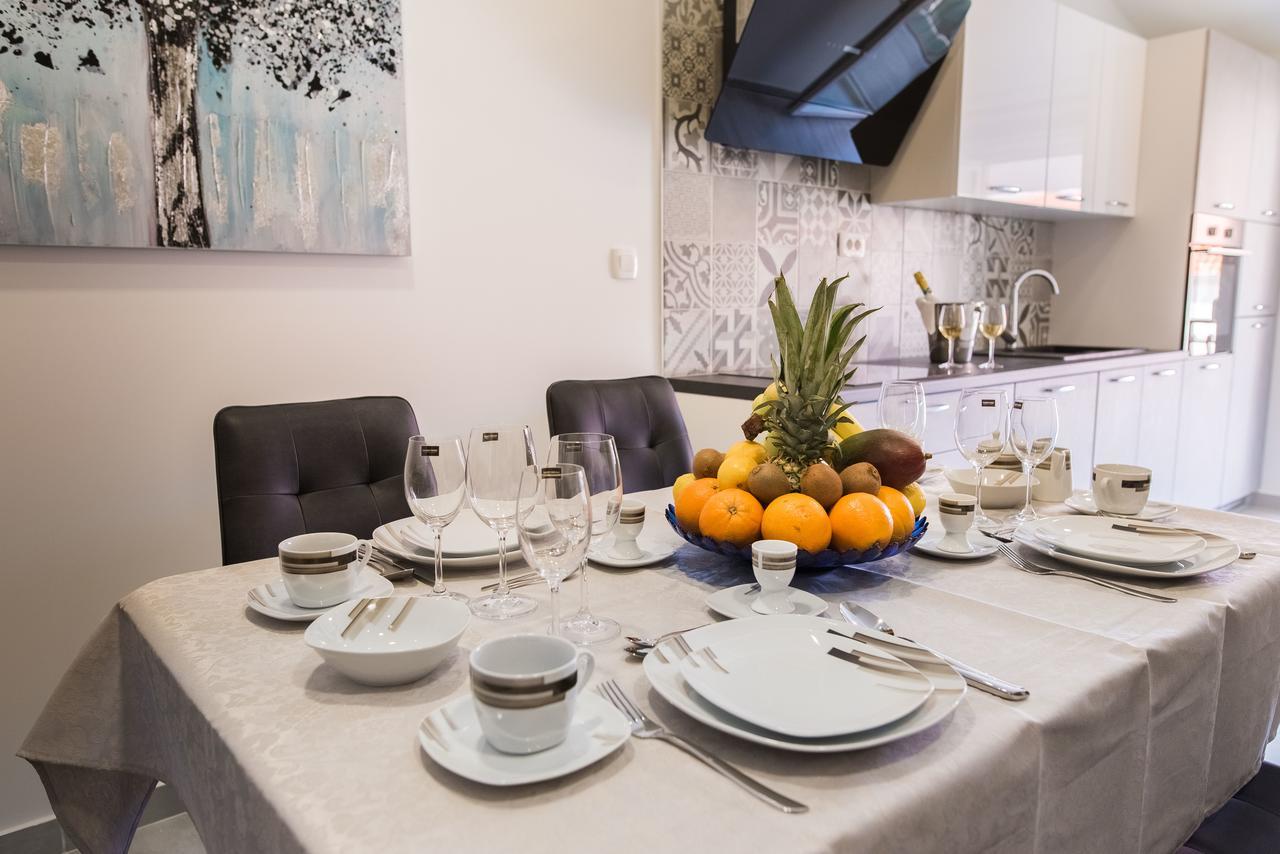 פודסטראנה Lct Blue Lions Apartments מראה חיצוני תמונה