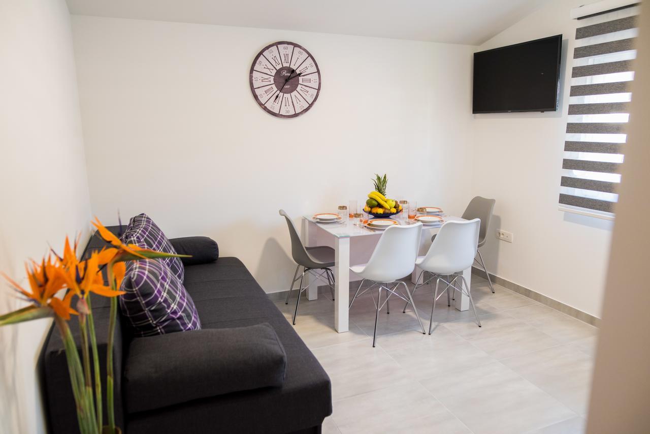 פודסטראנה Lct Blue Lions Apartments מראה חיצוני תמונה